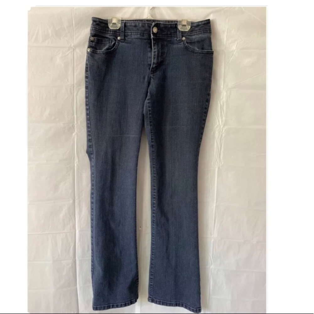 Chico's Jeans Women's 00 Reg US 2 Blue 29x30 Straight Classic Minimalist Stretch